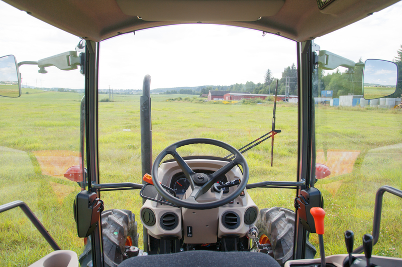 bild 2 av Kubota M6060