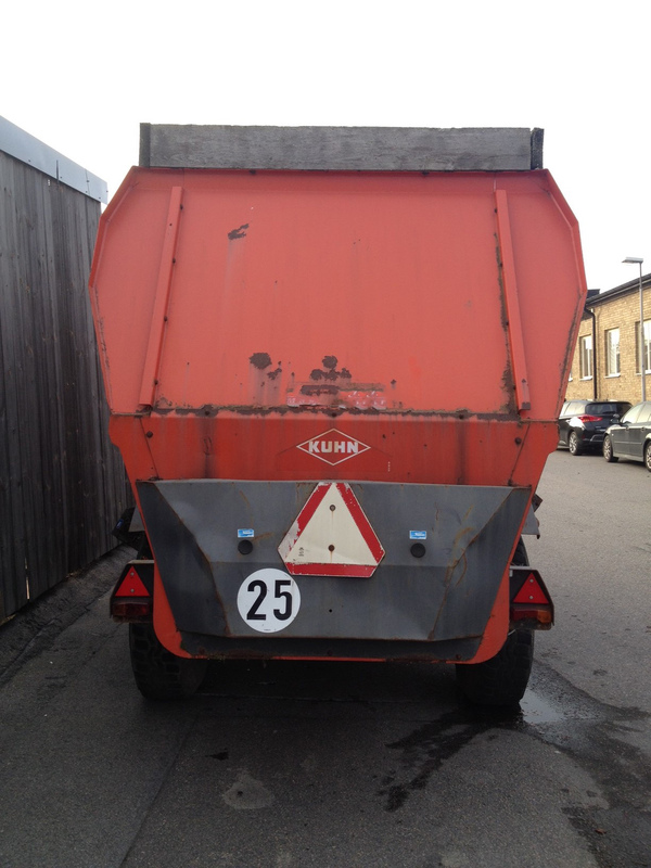 bild 2 av Kuhn EUROMIX ll 1460 Mixervagn