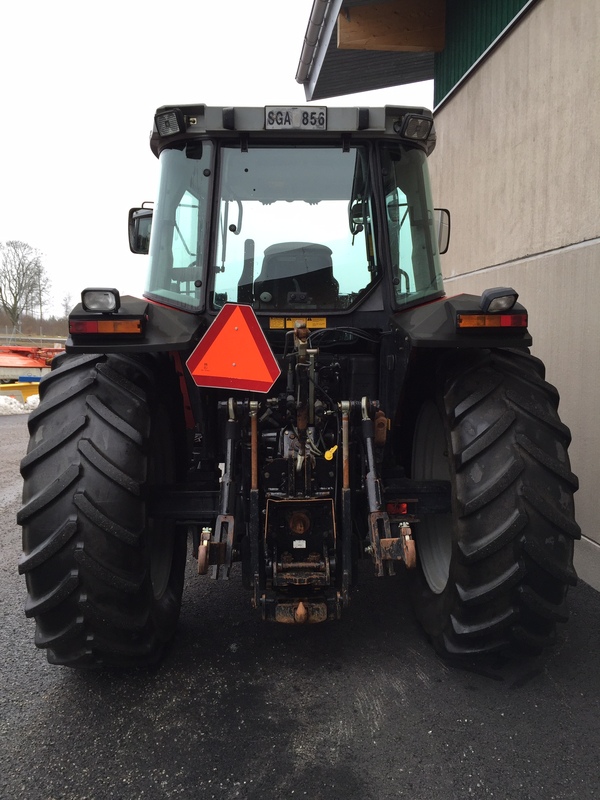 bild 2 av Massey Ferguson 6255 