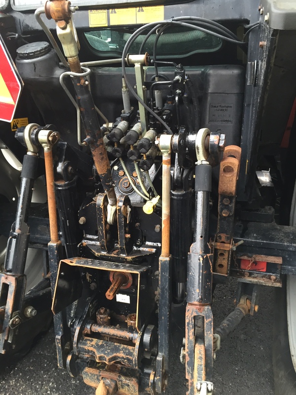 bild 2 av Massey Ferguson 6255 